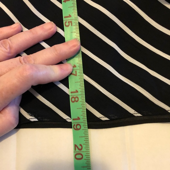 JONES NEW YORK Crossover Top, Black & White Striped, Women’s Size Large - Picture 6 of 7